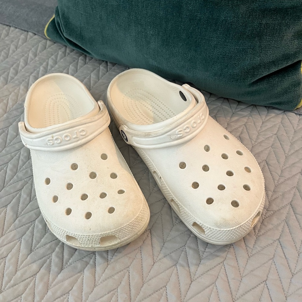 Crocs- white - adult size 7-9
